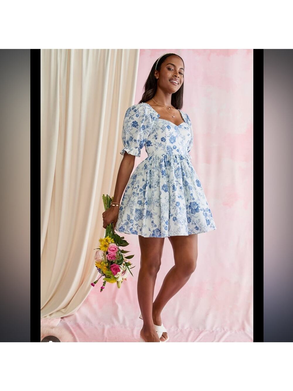 francescas stacia white & blue floral babydoll sweetheart fit & flare mini dress